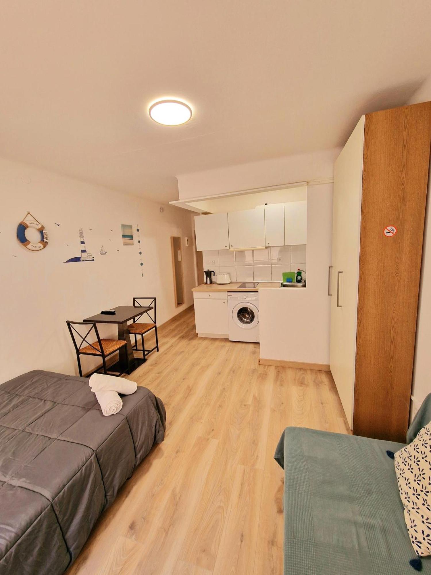 Apartamentosbiamar Камбрильс Экстерьер фото