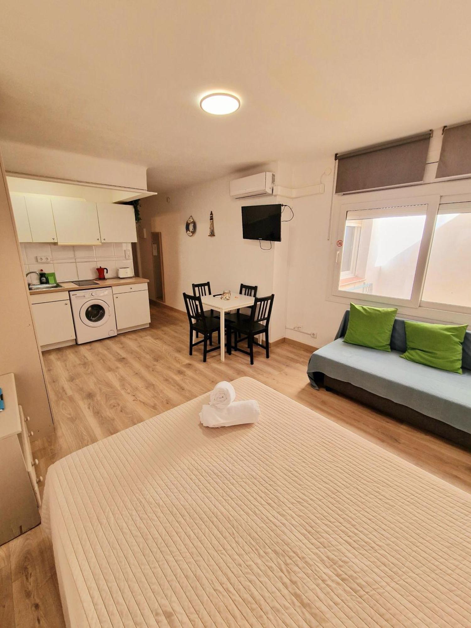 Apartamentosbiamar Камбрильс Экстерьер фото